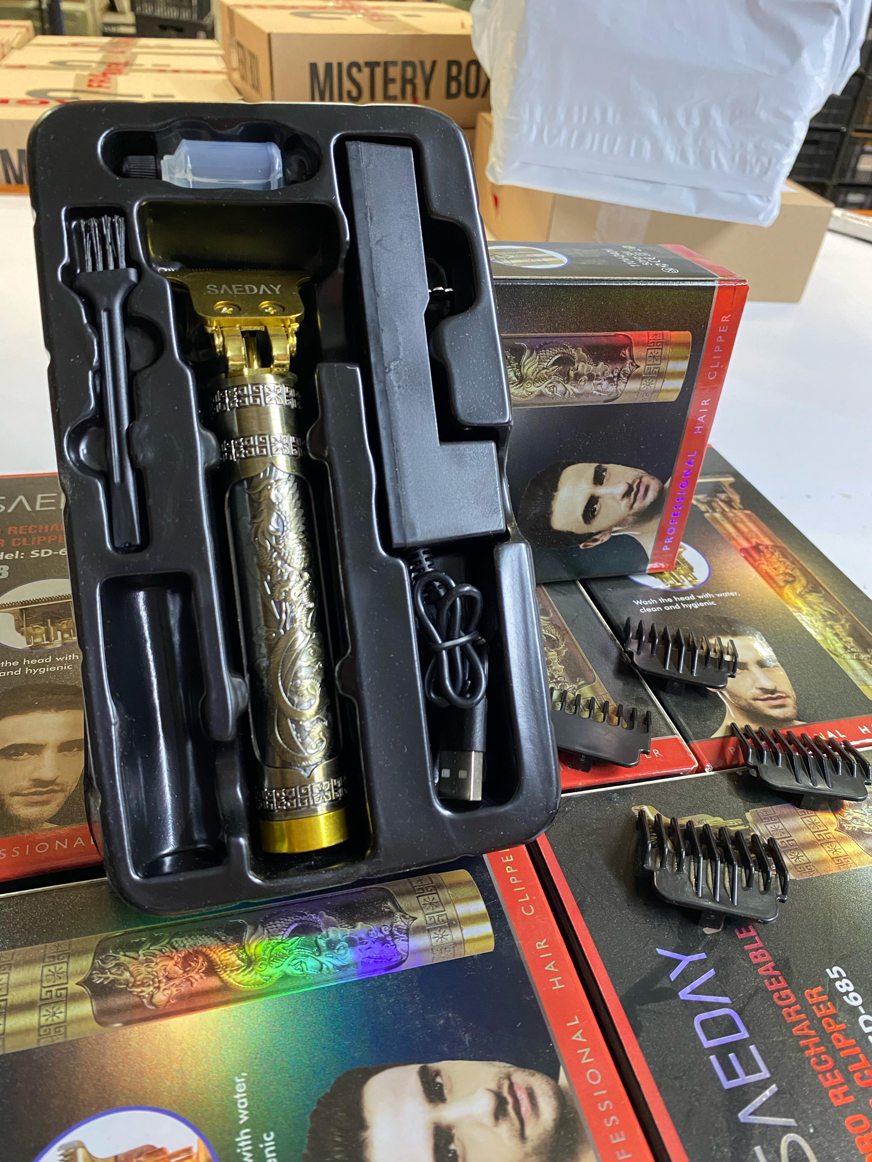 Miniatura 7 de MAQUINA PARA PELO DORADA